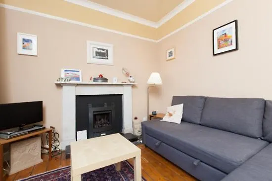Appartamento Historic Dean Village Treasure, Sleeps 4 Edimburgo