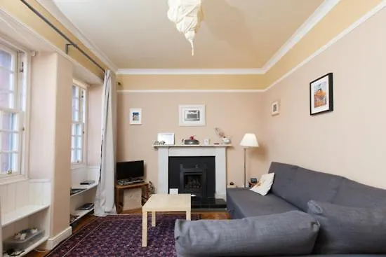 Historic Dean Village Treasure, Sleeps 4 Edimburgo 0*,