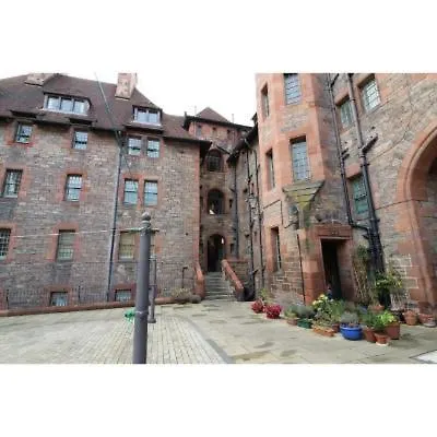 Historic Dean Village Treasure, Sleeps 4 Edimburgo