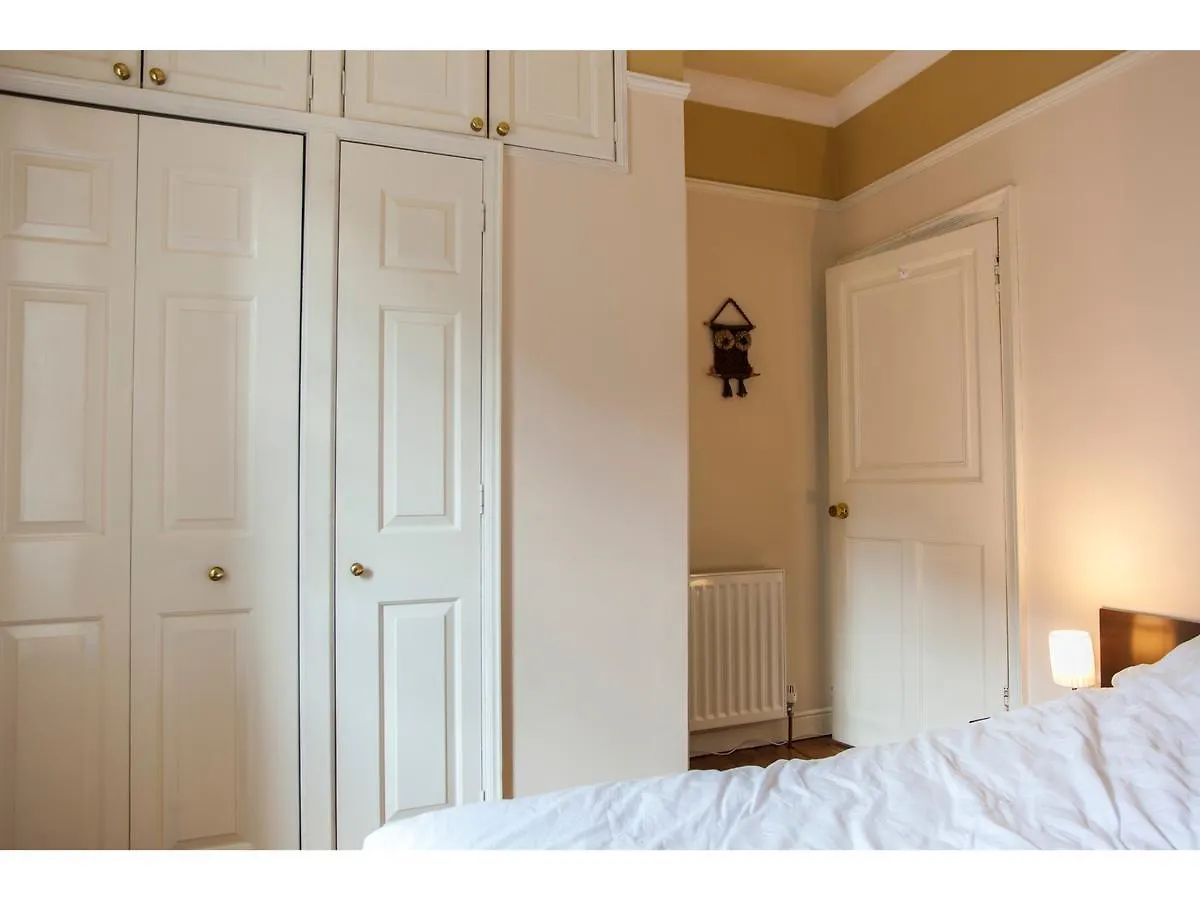 Appartamento Historic Dean Village Treasure, Sleeps 4 Edimburgo Regno Unito