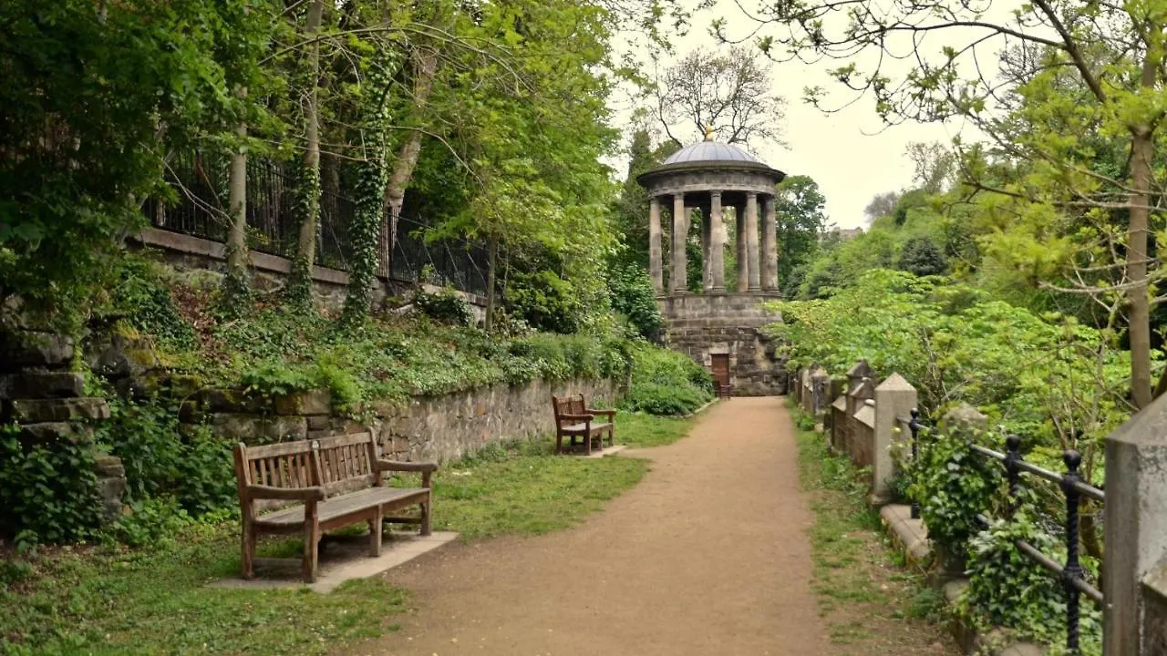 Apartment Historic Dean Village Treasure, Sleeps 4 Edinburgh United Kingdom