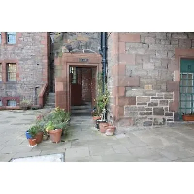 Historic Dean Village Treasure, Sleeps 4 Edinburgh Apartment